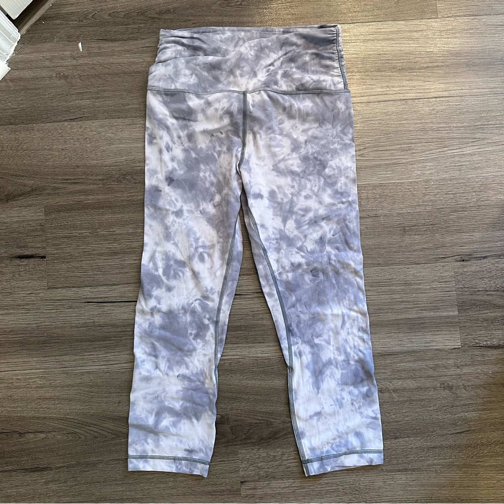 Lululemon Cross-Front Align Leggings 23”